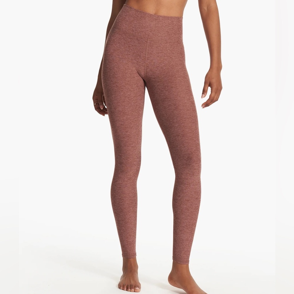 Vuori Clean Elevation Legging NWOT Medium Hazelnut Heather EXCELLENT condition